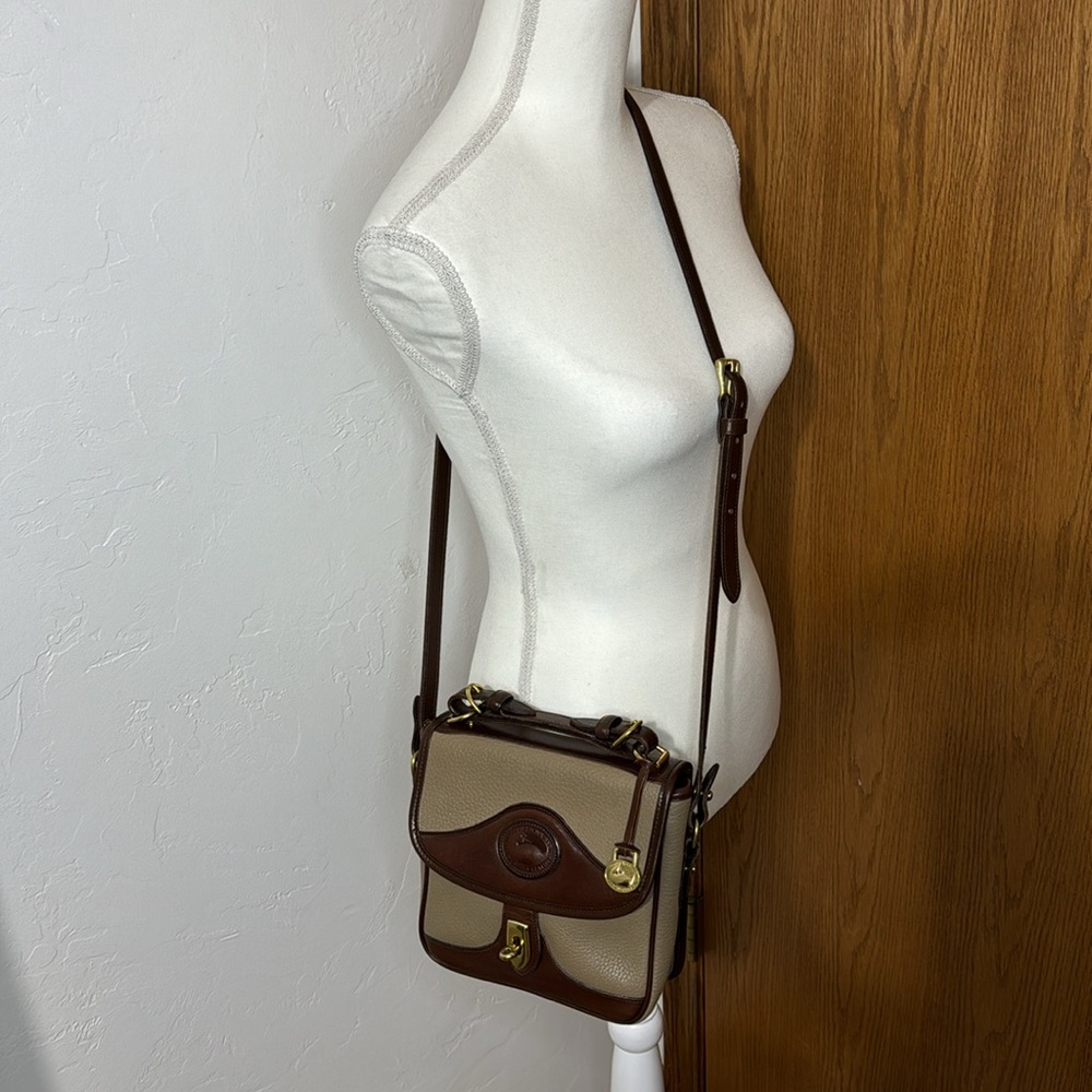 Vintage Dooney & Bourke Turnlock Square Carrier crossbody